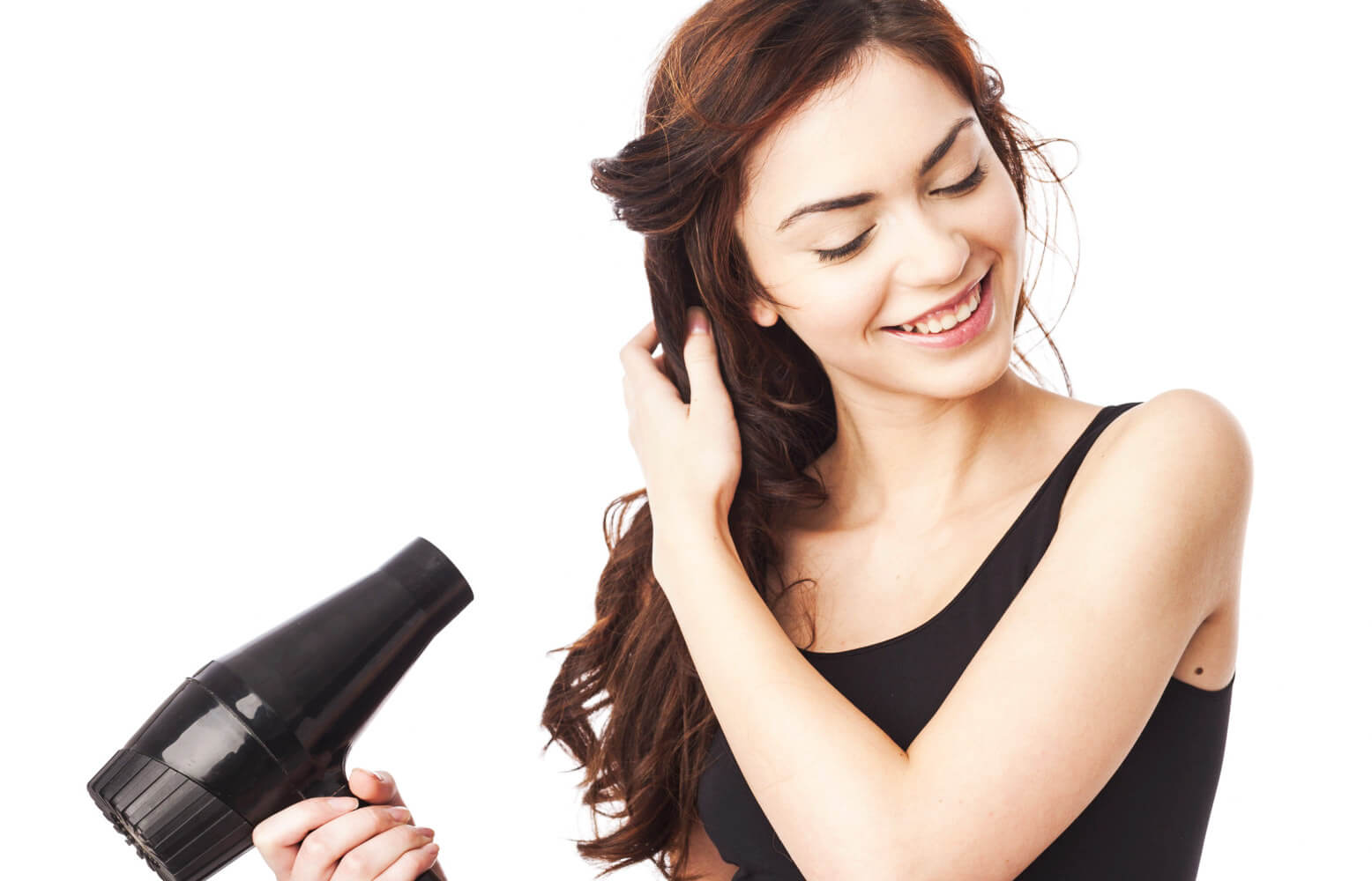 Máy sấy tóc mini – sản phẩm không thể thiếu của các chị em phụ nữ